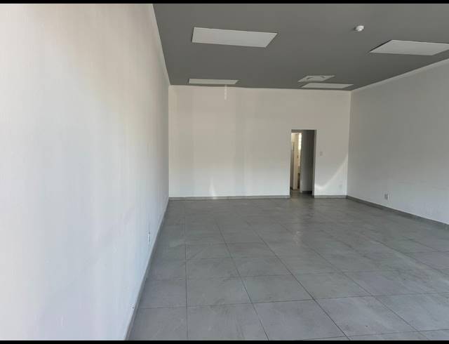 56M² RETAIL TO LET IN WYNBERG